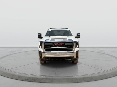 New 2026 GMC Sierra 3500 Pro w/ Convenience Package RWD image 3
