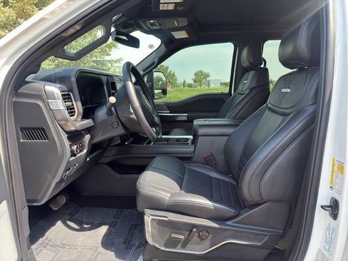 Used 2025 Ford F350 Platinum AWD/4WD image 16