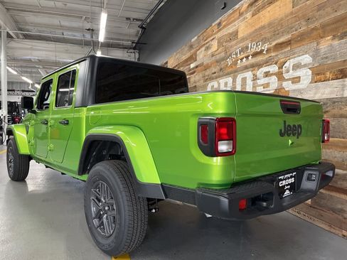 New 2026 Jeep Gladiator Sport image 49