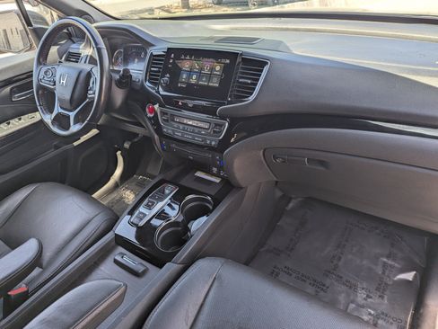 Used 2022 Honda Pilot Black Edition image 10