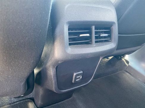 Certified 2024 GMC Terrain SLE FWD image 19