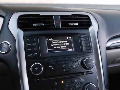 Used 2018 Ford Fusion SE image 39