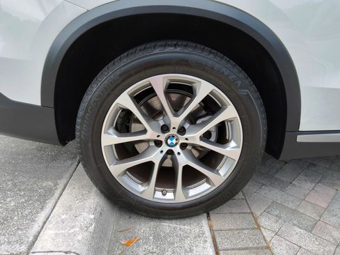 Used 2025 BMW X5 sDrive40i w/ Parking Assistance Package RWD image 53