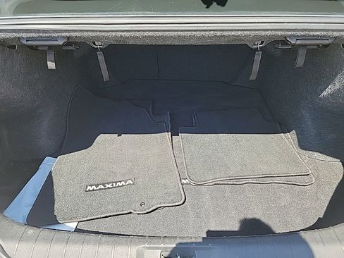Used 2022 Nissan Maxima SV w/ Floor Mat Group FWD image 15