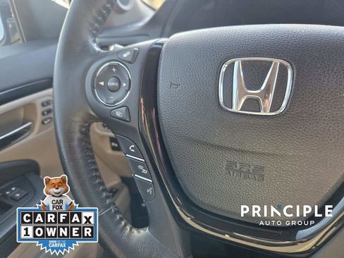 Used 2018 Honda Pilot Elite image 17