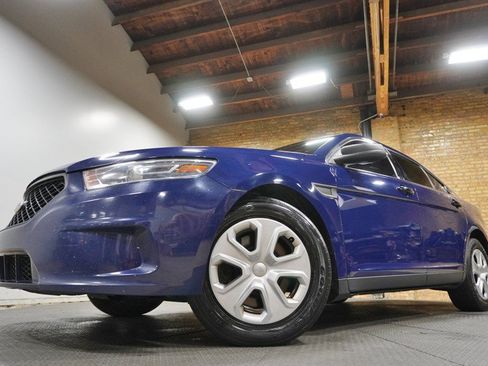 Used 2015 Ford Taurus Police Interceptor FWD image 3