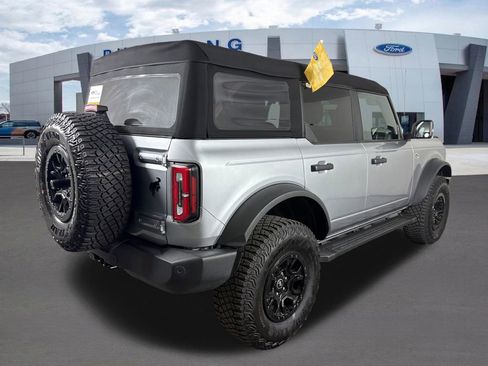 Certified 2023 Ford Bronco Wildtrak AWD/4WD image 5