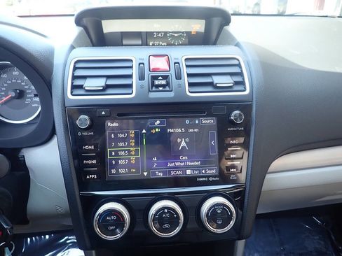 Used 2017 Subaru Forester 2.5i Premium w/ Protection Package #1 AWD/4WD image 5