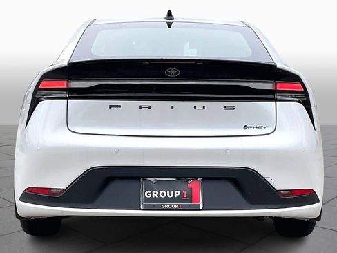 New 2026 Toyota Prius Plug-In Hybrid image 4