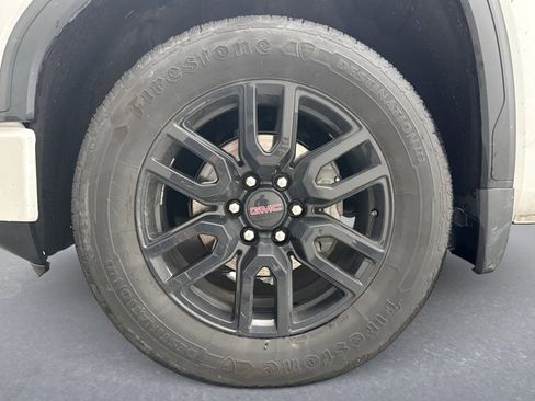 Used 2021 GMC Sierra 1500 Elevation w/ X31 Off-Road Package AWD/4WD image 11
