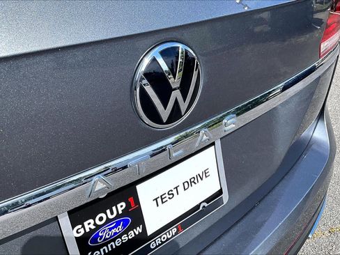 Used 2021 Volkswagen Atlas SE FWD image 30