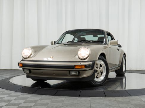 Used 1986 Porsche 911 Carrera image 31