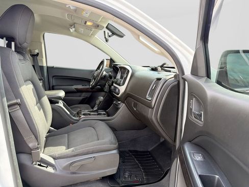 Used 2019 GMC Canyon SLE image 28