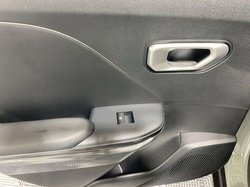 New 2026 Kia K4 LXS image 26