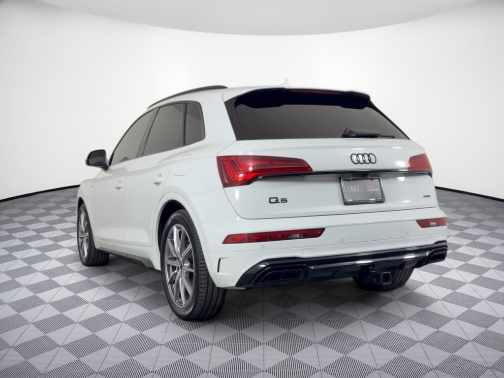 Used 2024 Audi Q5 e Premium Plus w/ Premium Plus Package AWD/4WD image 3