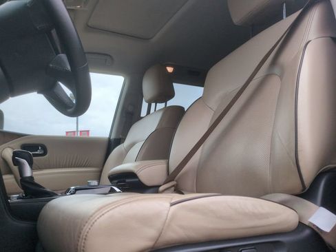 Used 2022 Nissan Armada SL w/ Captain's Chairs Package AWD/4WD image 13