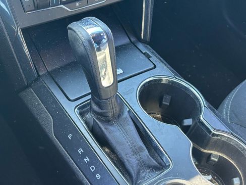 Used 2017 Ford Explorer XLT w/ Equipment Group 201A image 23