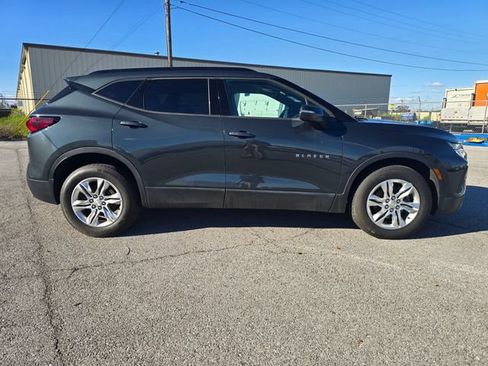 Used 2019 Chevrolet Blazer LT AWD/4WD image 2