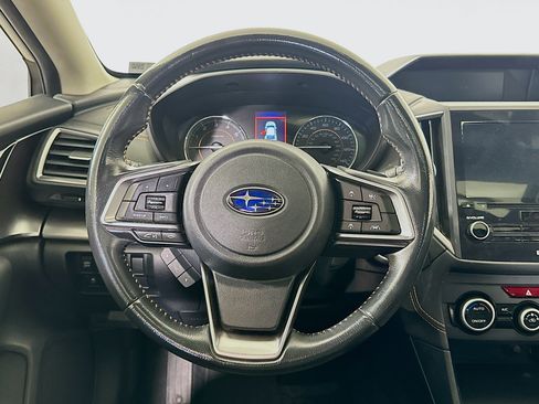 Used 2019 Subaru Crosstrek 2.0i Limited w/ Moonroof Package w/Navigation AWD/4WD image 18