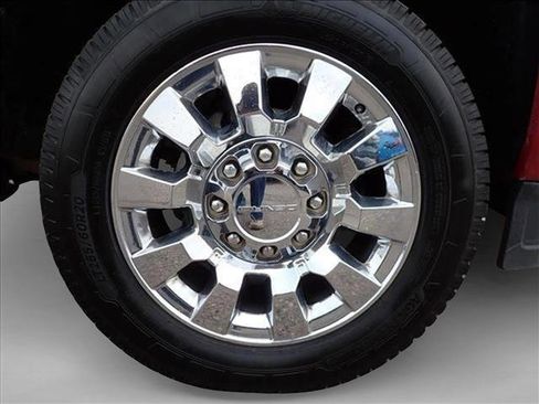 Used 2018 GMC Sierra 2500 Denali w/ Duramax Plus Package AWD/4WD image 7