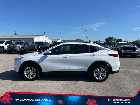 New 2026 Buick Envista Sport Touring w/ Convenience I Package FWD image 4