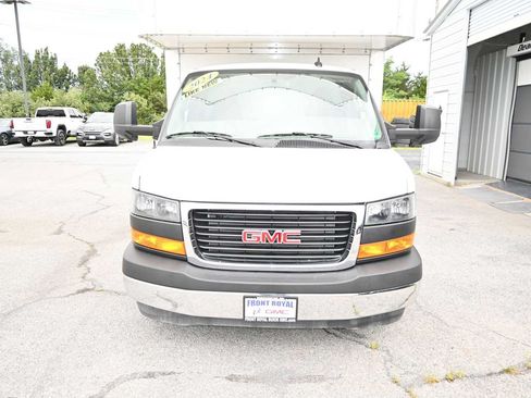 Used 2024 GMC Savana 4500 w/ Power Convenience Package RWD image 2