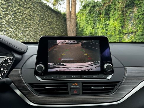 Used 2021 Nissan Altima 2.5 SL image 14