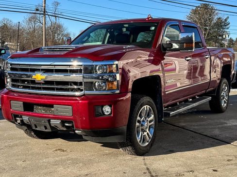 Used 2019 Chevrolet Silverado 2500 High Country w/ Duramax Plus Package image 7