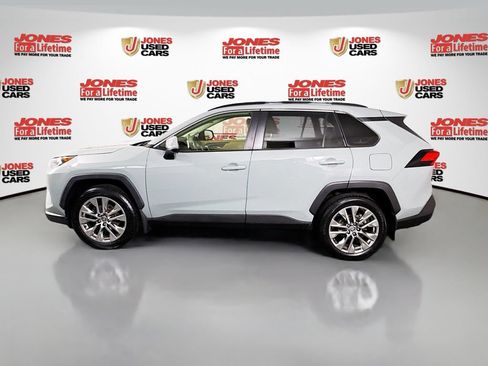 Certified 2021 Toyota RAV4 XLE Premium AWD/4WD image 13