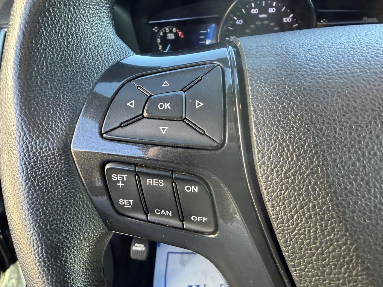 Used 2019 Ford Explorer XLT w/ Equipment Group 201A AWD/4WD image 31