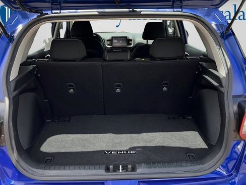 Certified 2022 Hyundai Venue SEL w/ Cargo Package FWD image 14
