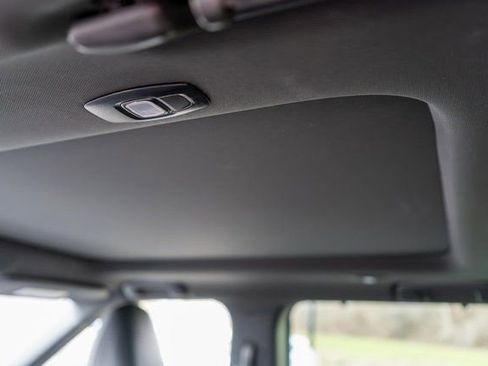 Used 2023 Mitsubishi Outlander AWD image 14