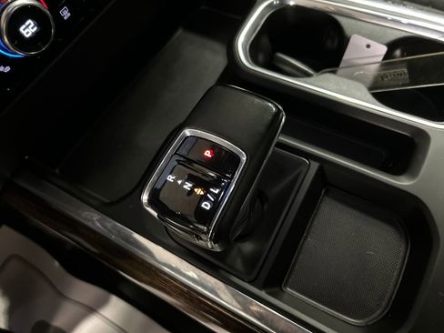 Used 2023 GMC Sierra 1500 Elevation image 19