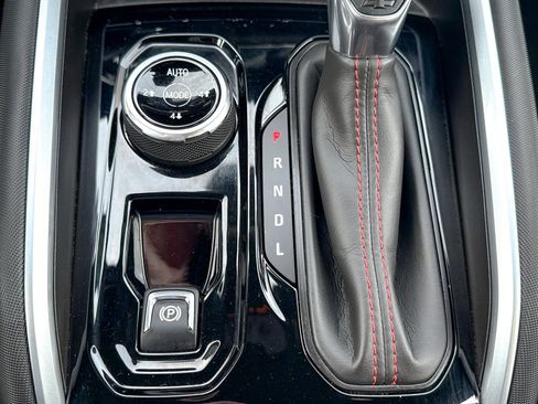 Certified 2023 Chevrolet Colorado Z71 w/ Z71 Convenience Package 2 image 34