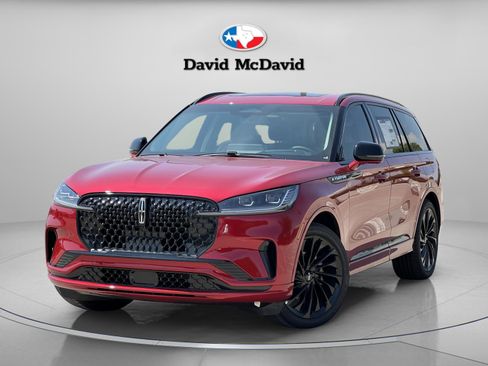 New 2025 Lincoln Aviator Reserve w/ Jet Appearance Package image 2