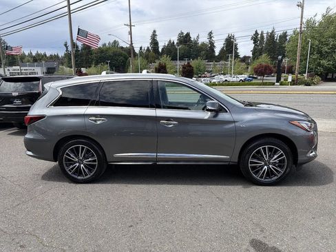 Used 2018 INFINITI QX60 Luxe w/ Deluxe Technology Package AWD/4WD image 10