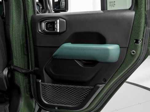 Used 2023 Jeep Wrangler Unlimited Rubicon 392 image 31