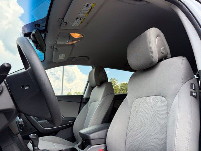 Used 2018 Hyundai Santa Fe Sport w/ 2.4L Value Package 02 FWD image 24