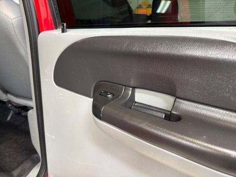 Used 2007 Ford F350 XL image 49