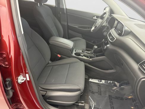Used 2019 Hyundai Tucson SE AWD/4WD image 16