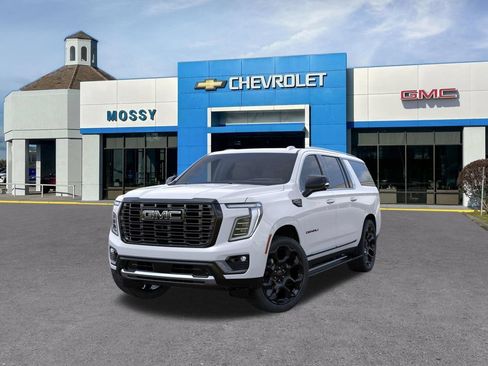 New 2026 GMC Yukon XL Denali Ultimate AWD/4WD image 8