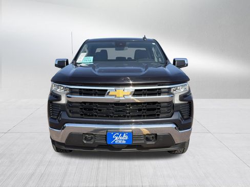 Used 2024 Chevrolet Silverado 1500 LT AWD/4WD image 2