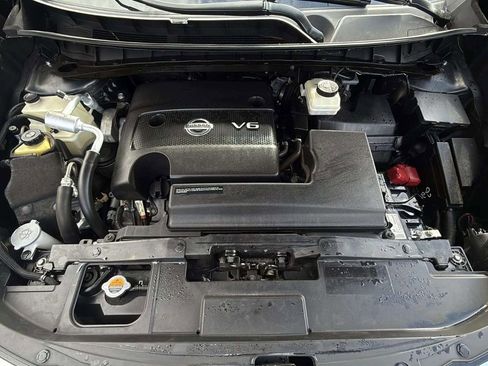 Used 2020 Nissan Murano SL w/ Moonroof Package image 23