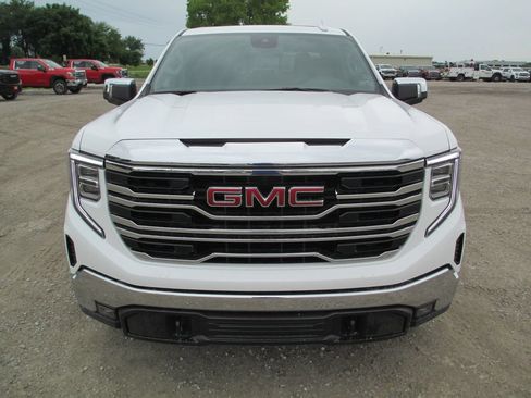 New 2026 GMC Sierra 1500 SLT w/ SLT Convenience Package AWD/4WD image 12