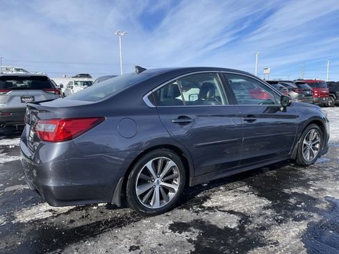 Used 2016 Subaru Legacy 2.5i Limited image 4