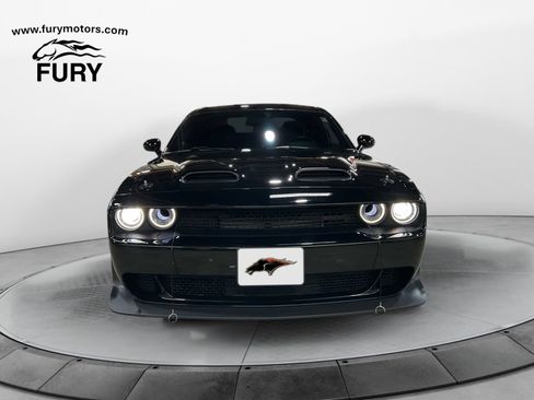 Used 2022 Dodge Challenger SRT Hellcat RWD image 9
