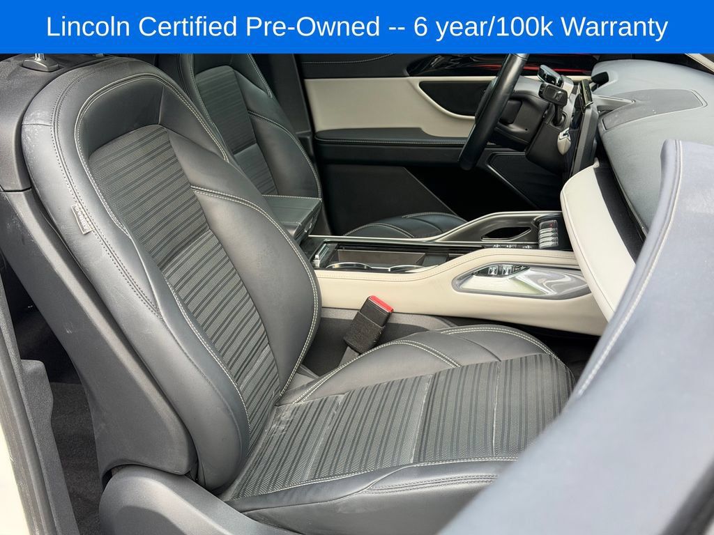 Certified 2024 Lincoln Nautilus Reserve AWD/4WD image 18
