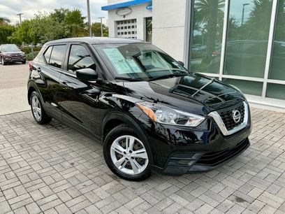 Used 2020 Nissan Kicks S
