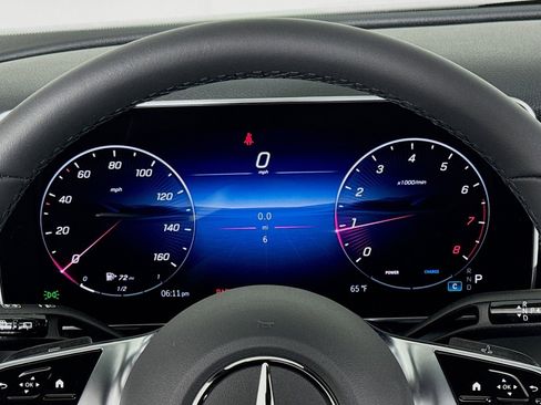 New 2026 Mercedes-Benz GLC 300 image 18