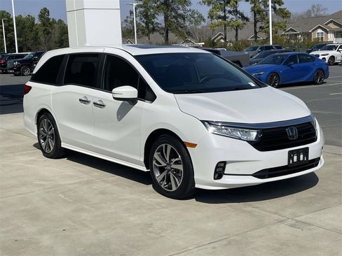 Used 2022 Honda Odyssey Touring image 4